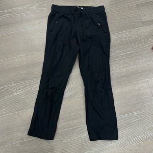 Loft outlet lightweight cargo pants black 0P
